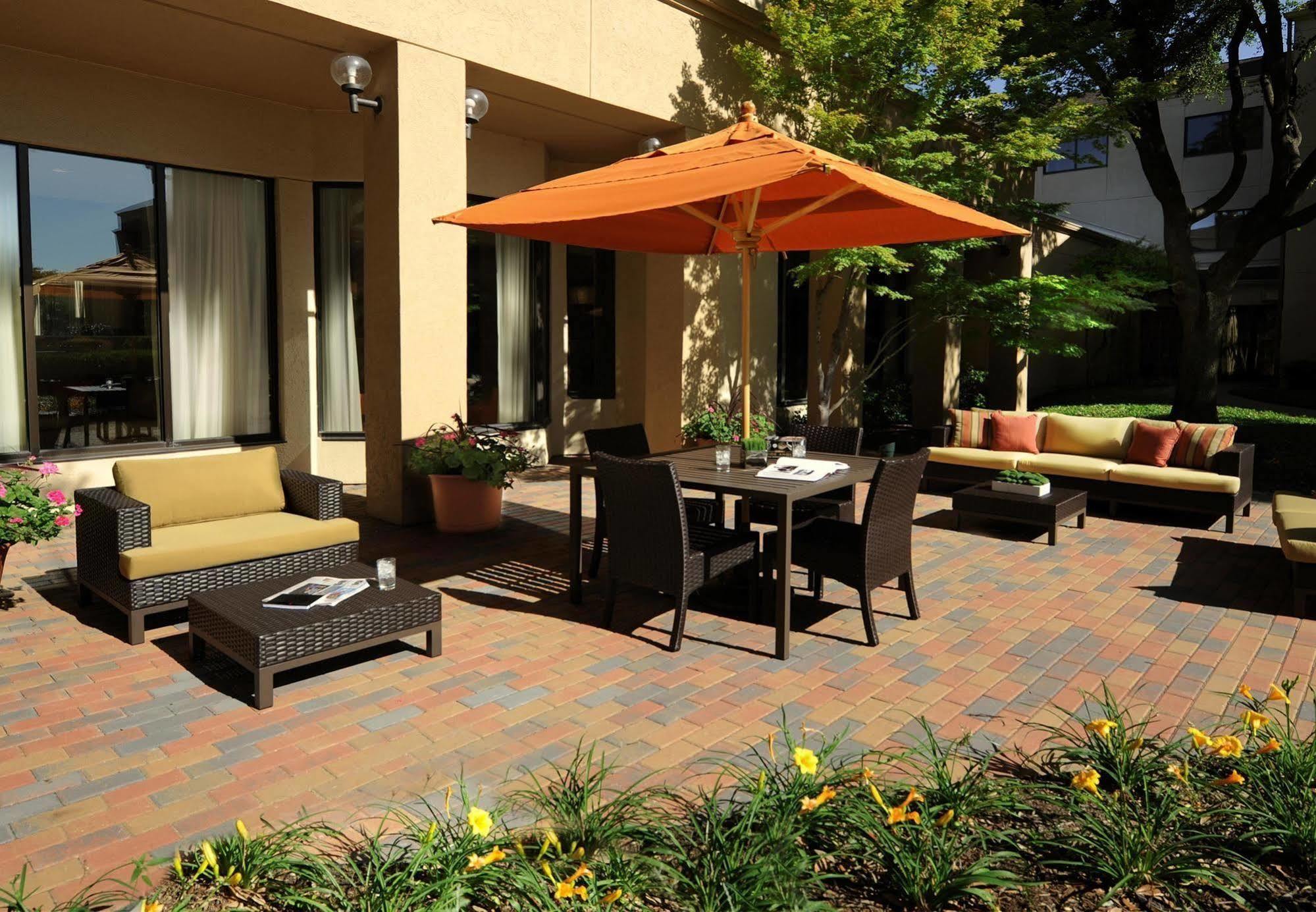 Courtyard By Marriott Dallas Plano Parkway At Preston Road Exterior photo