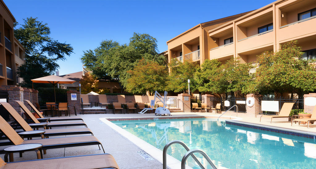Courtyard By Marriott Dallas Plano Parkway At Preston Road Exterior photo